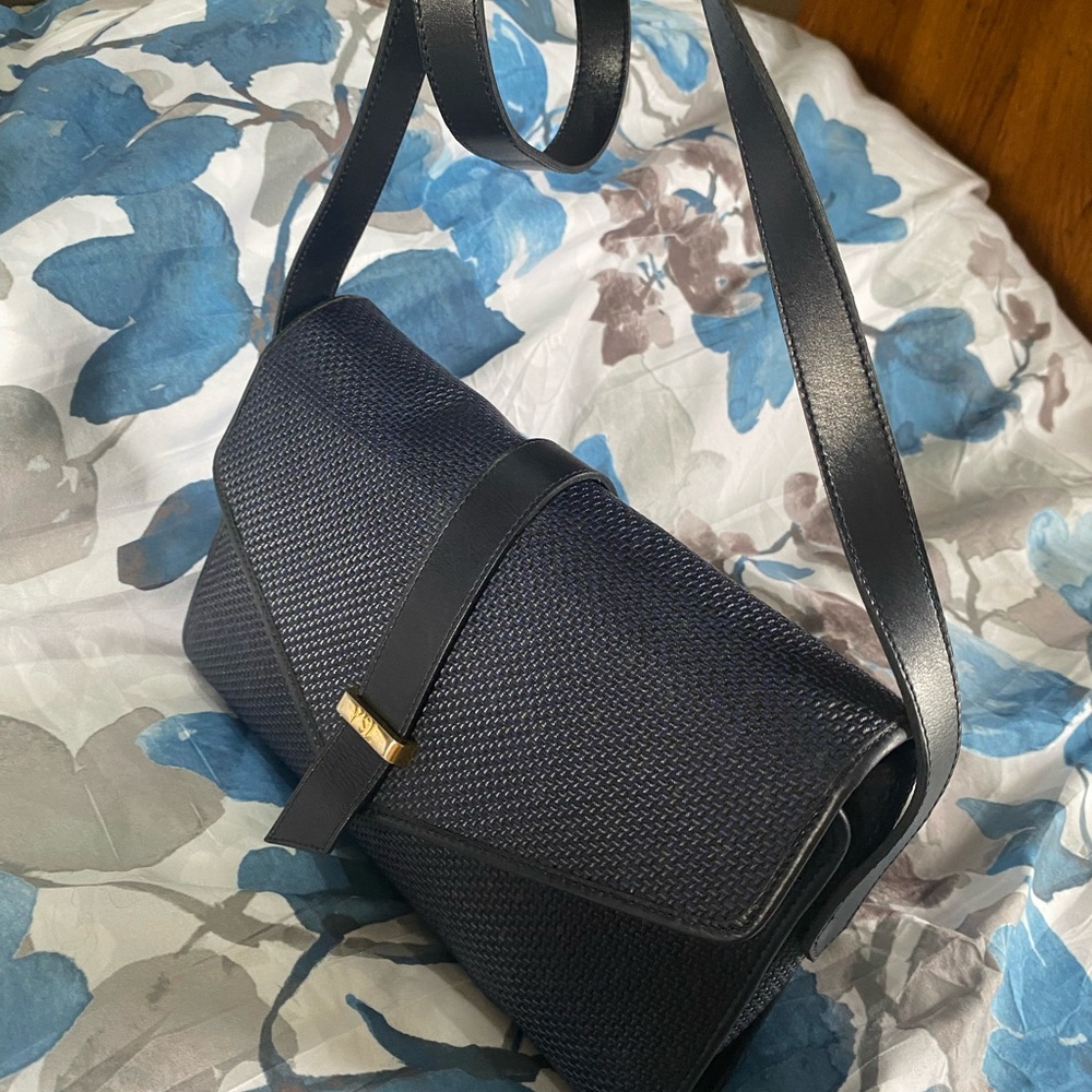Authentic Yves Saint Laurent Crossbody/Shoulder Bag